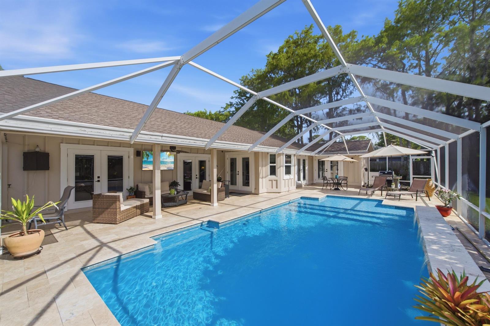 805 Daffodil Drive, Wellington FL 33414 photo 4