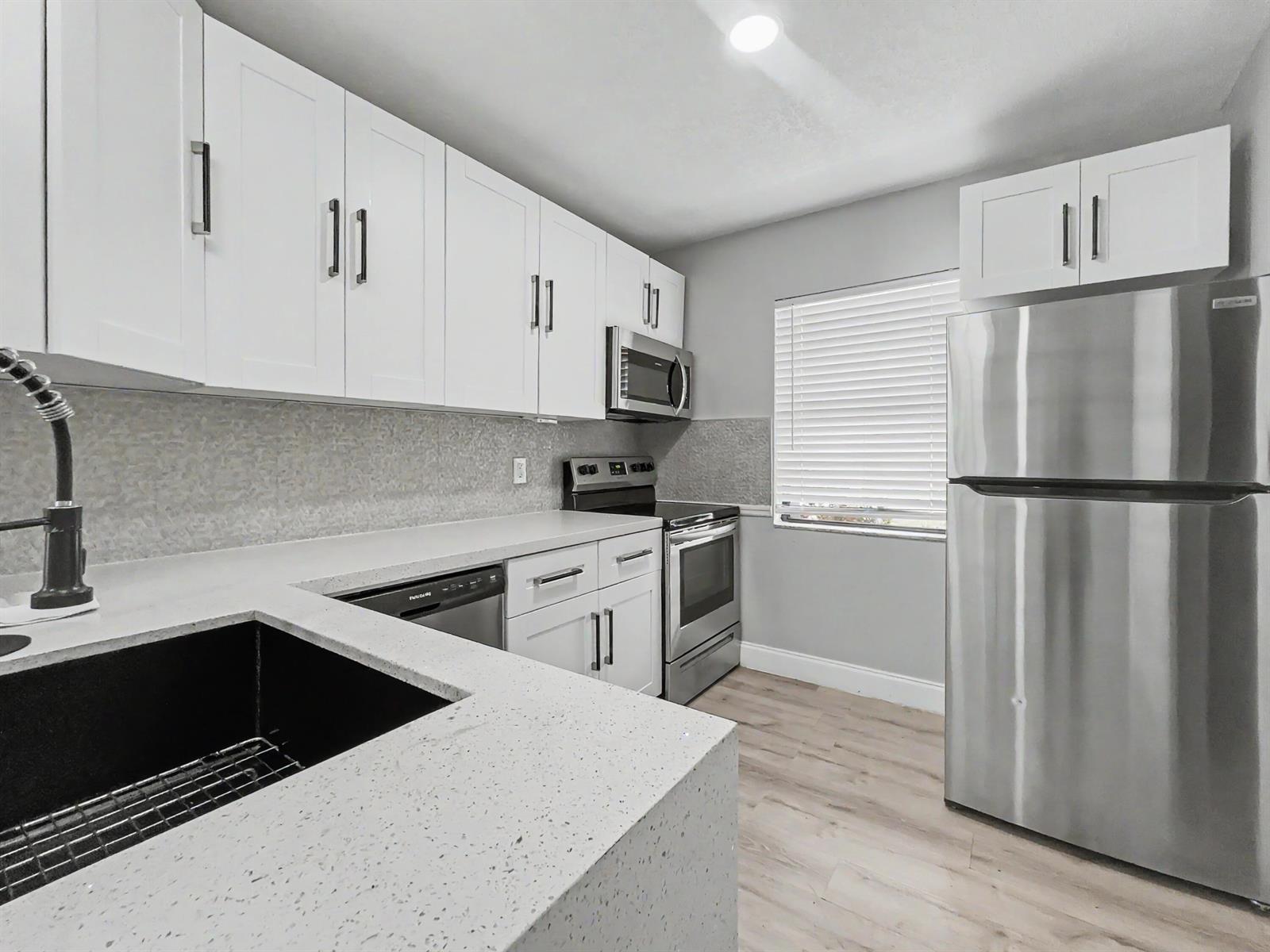 378 NW 2nd Way, Deerfield Beach FL 33441 photo 4