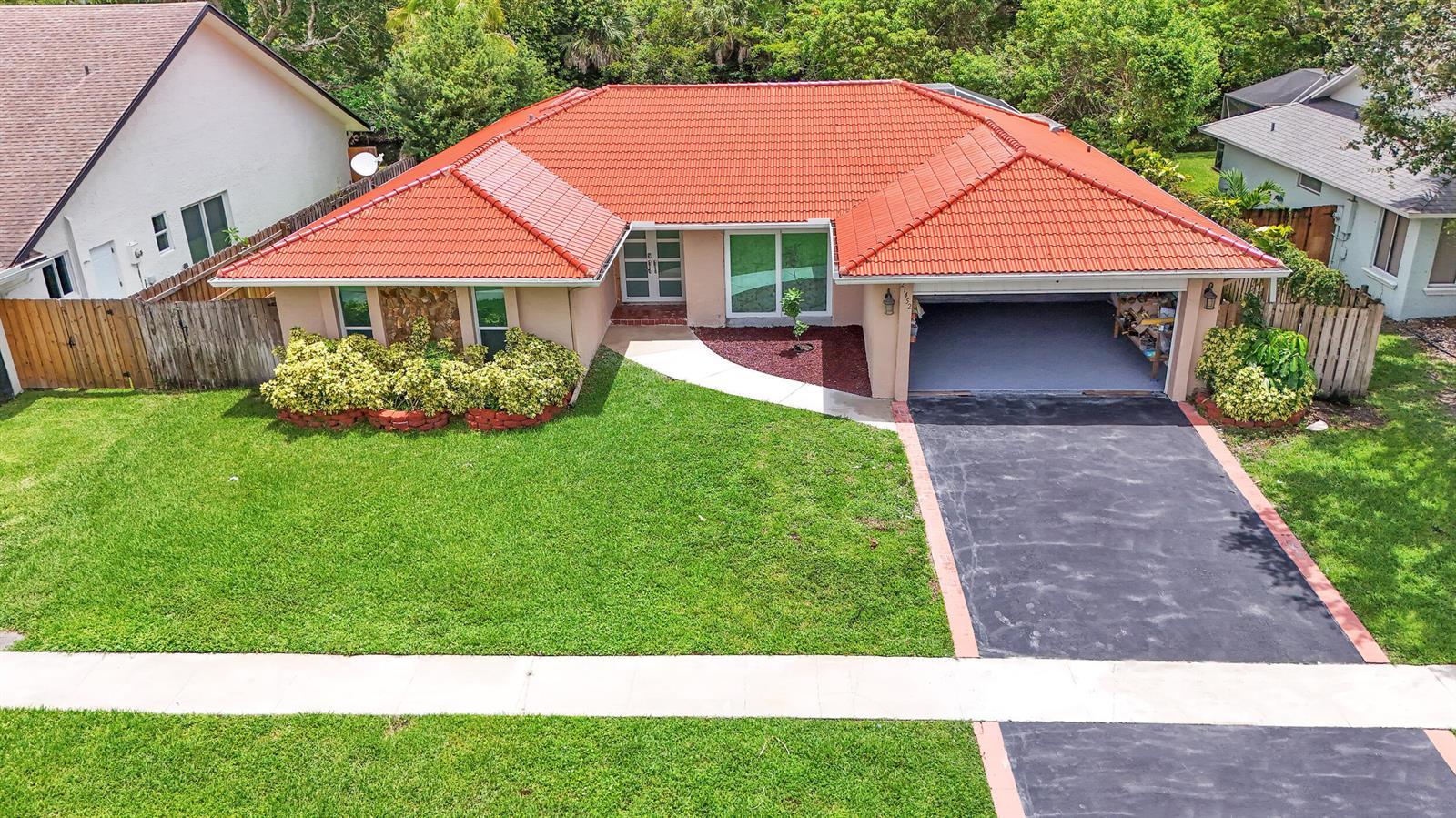 21452 Woodchuck Lane, Boca Raton FL 33428 photo 2