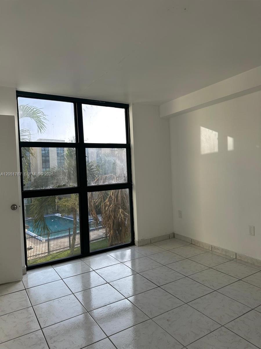 11750 SW 18th St # 1, Miami FL 33175 photo 2