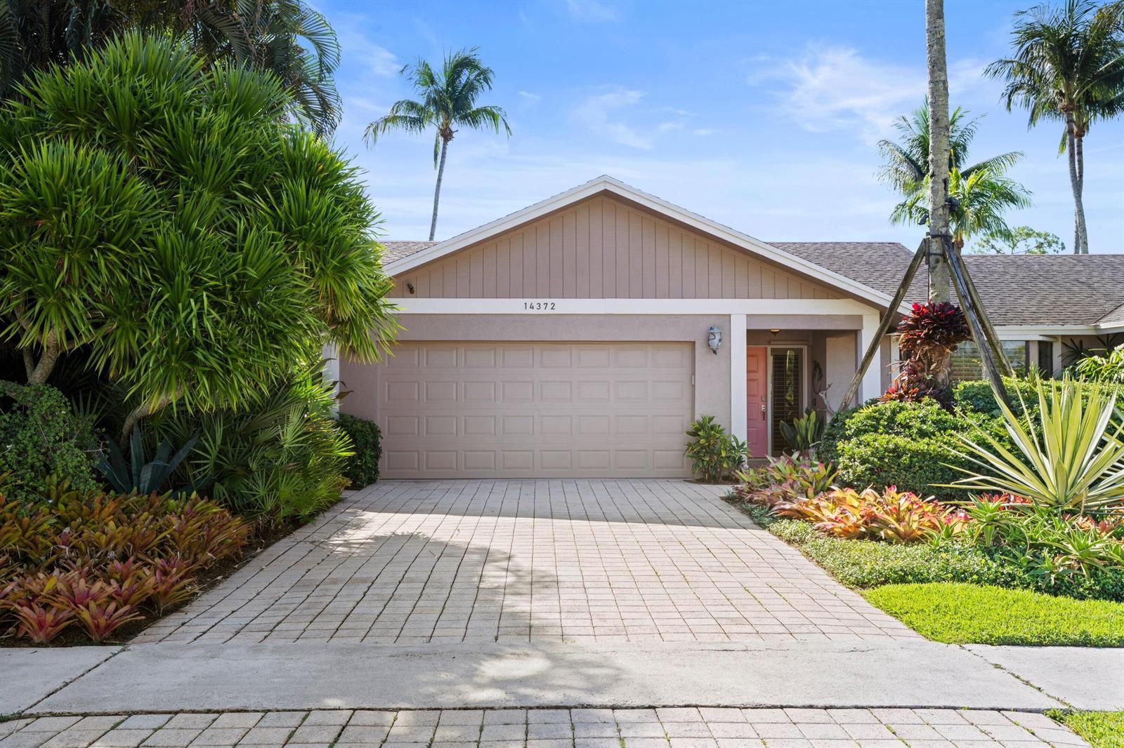 14372 Horseshoe Trace, Wellington FL 33414 photo 2