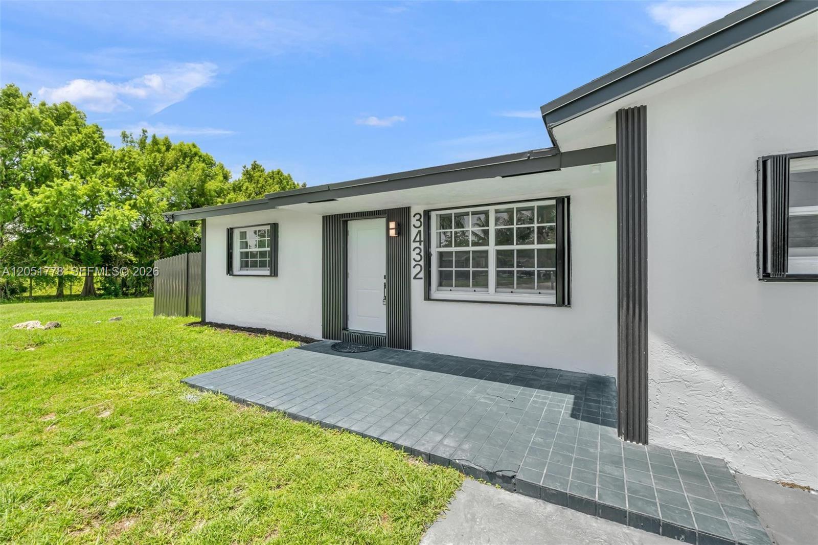 3432 SW 63rd Way, Miramar FL 33023 photo 2