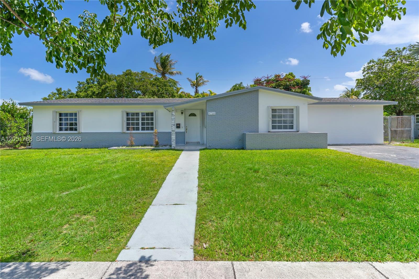 9710 SW 159th St, Miami FL 33157 photo 2