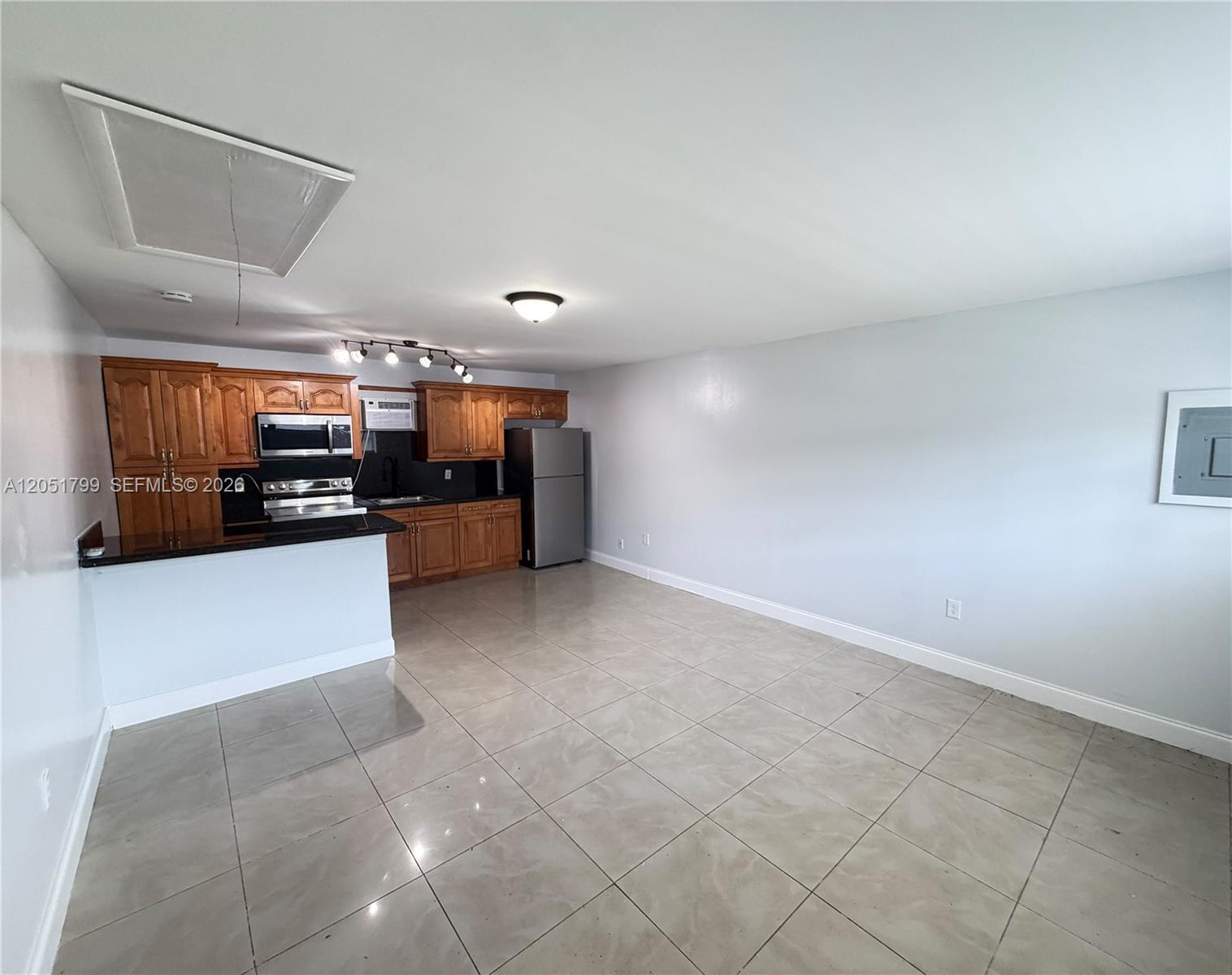 Hollywood, FL 33020 photo 4