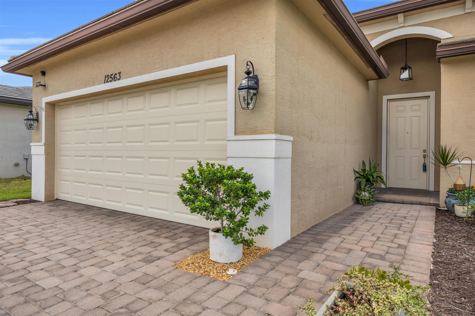 12563 NW Toblin Lane, Port St. Lucie FL 34987 photo 3
