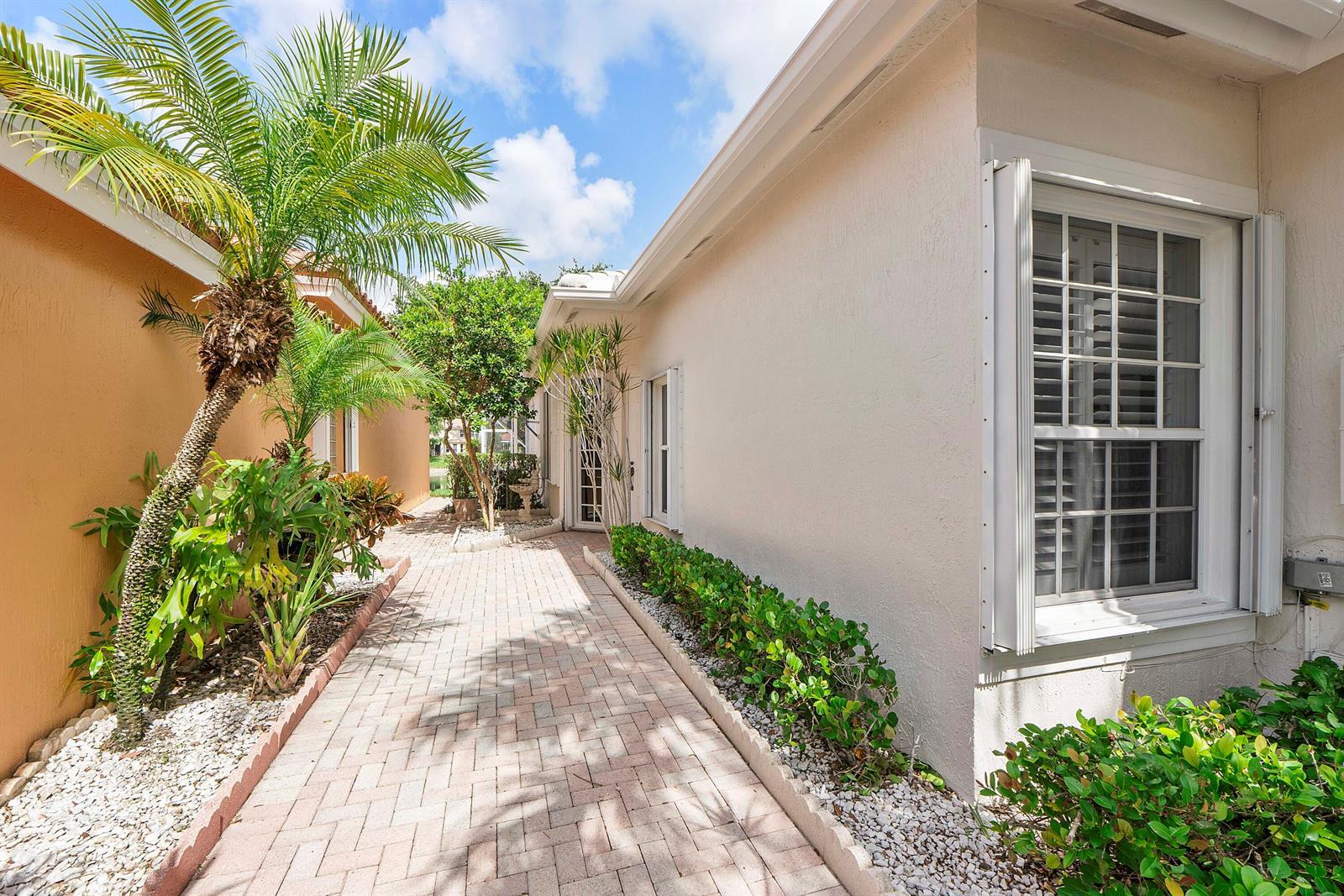 7591 NW 59th Way, Parkland FL 33067 photo 3