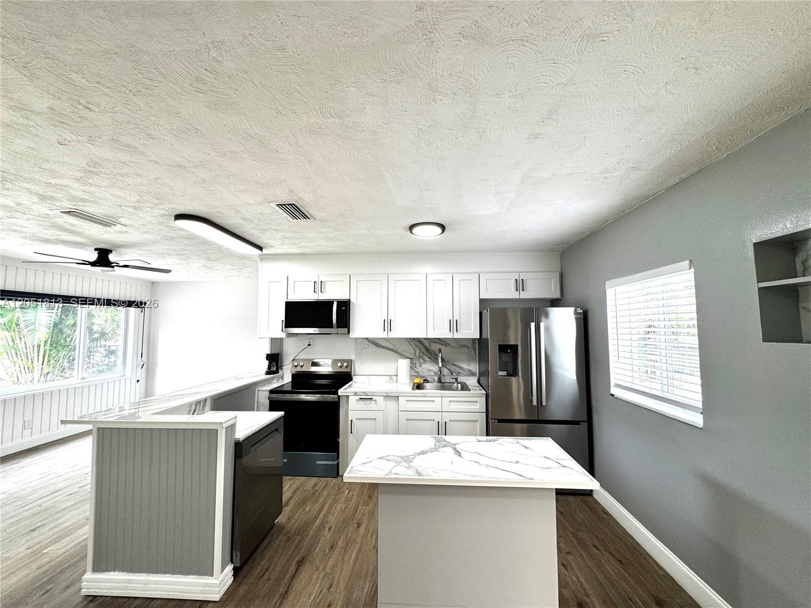 540 NE 61st St, Oakland Park FL 33334 photo 4