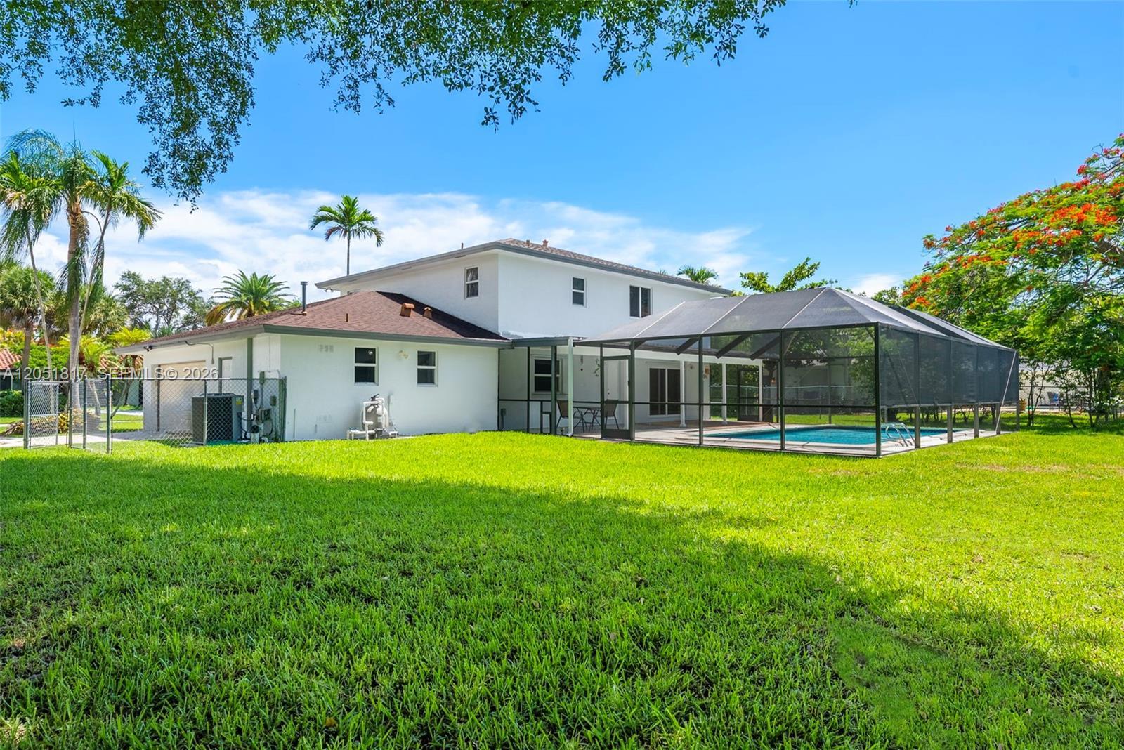 8744 SW 176th Ter, Palmetto Bay FL 33157 photo 3