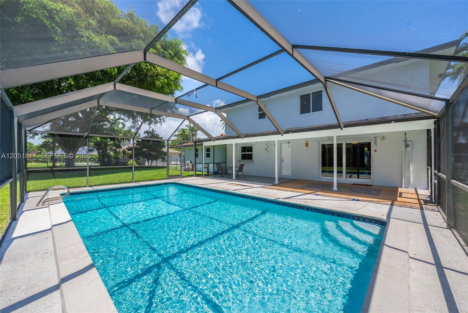 8744 SW 176th Ter, Palmetto Bay FL 33157 photo 4