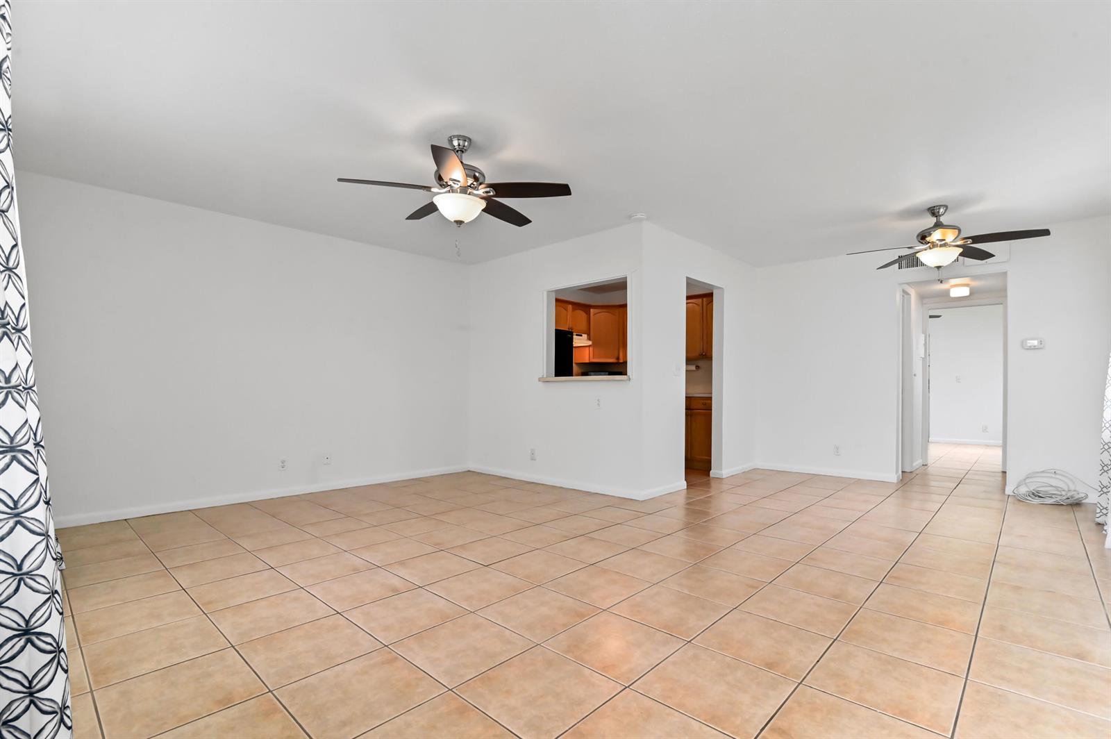 149 Coventry # G, West Palm Beach FL 33417 photo 3