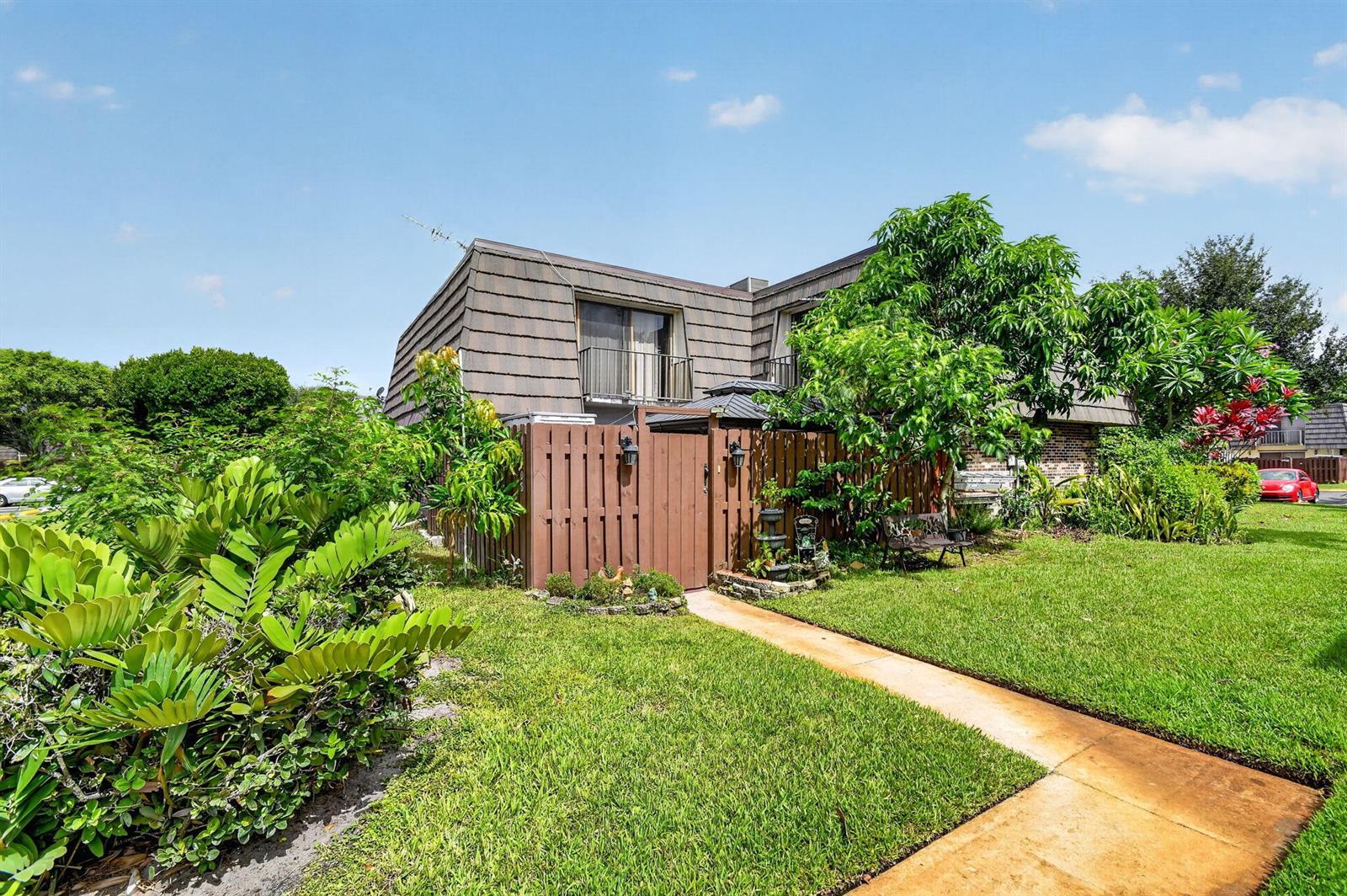1610 Forest Lakes Circle # B, West Palm Beach FL 33406 photo 2