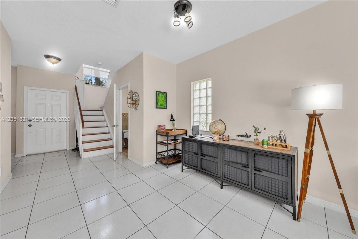 16138 Emerald Cove Rd, Weston FL 33331 photo 2