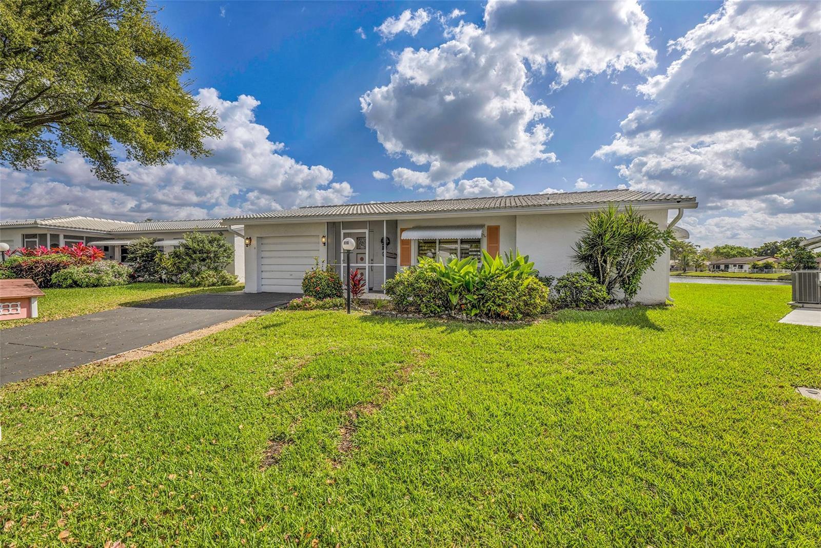 1010 NW 89th Way, Plantation FL 33322 photo 4