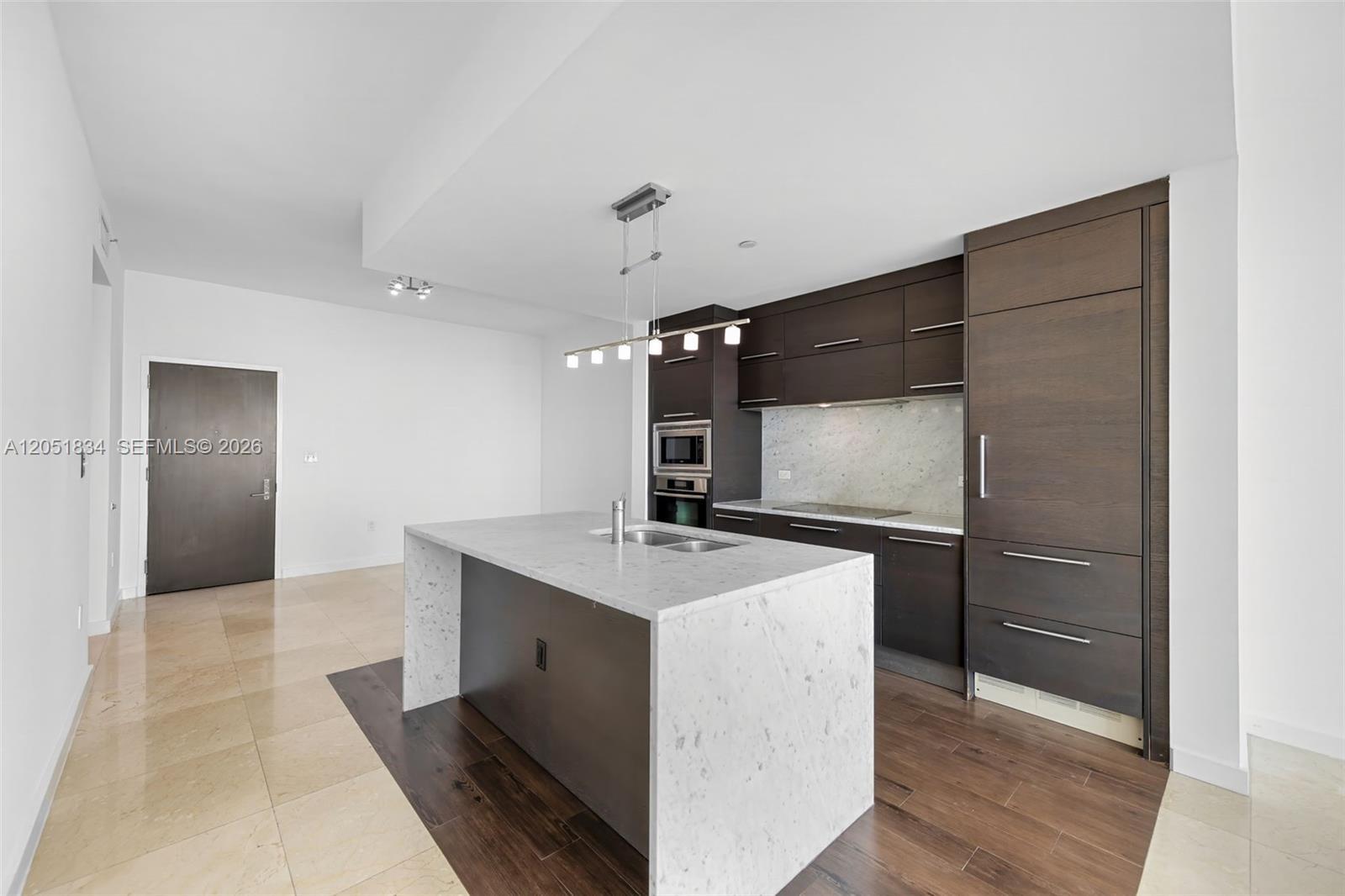 900 Biscayne Blvd # 2404, Miami FL 33132 photo 3