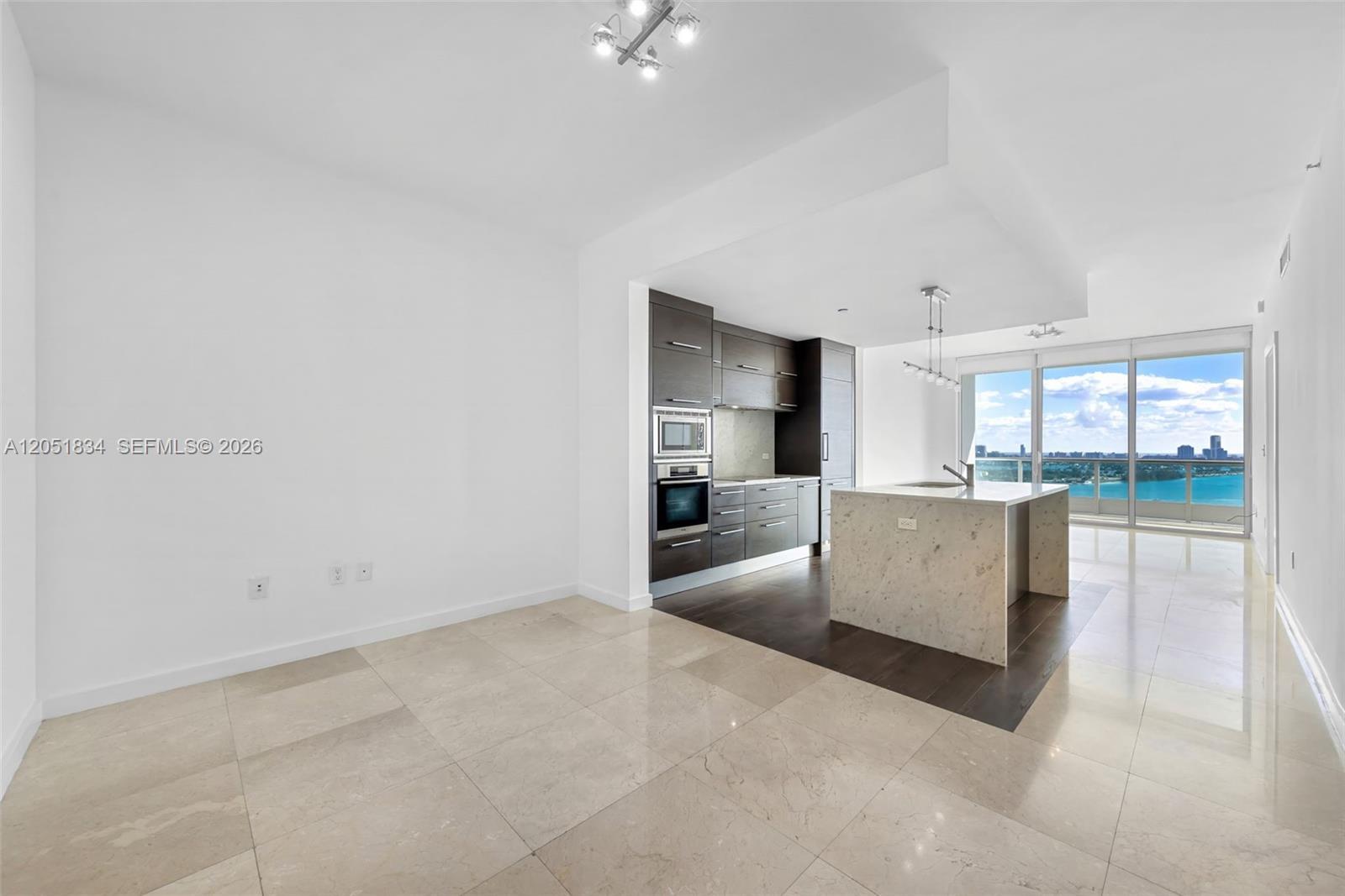 900 Biscayne Blvd # 2404, Miami FL 33132 photo 5