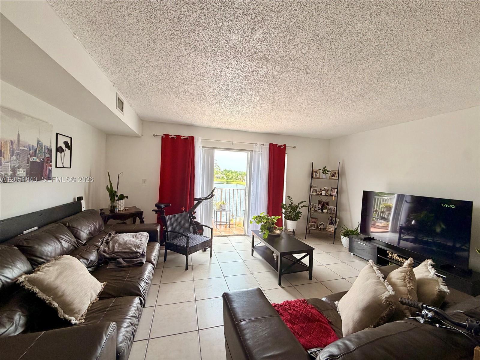 Miami, FL