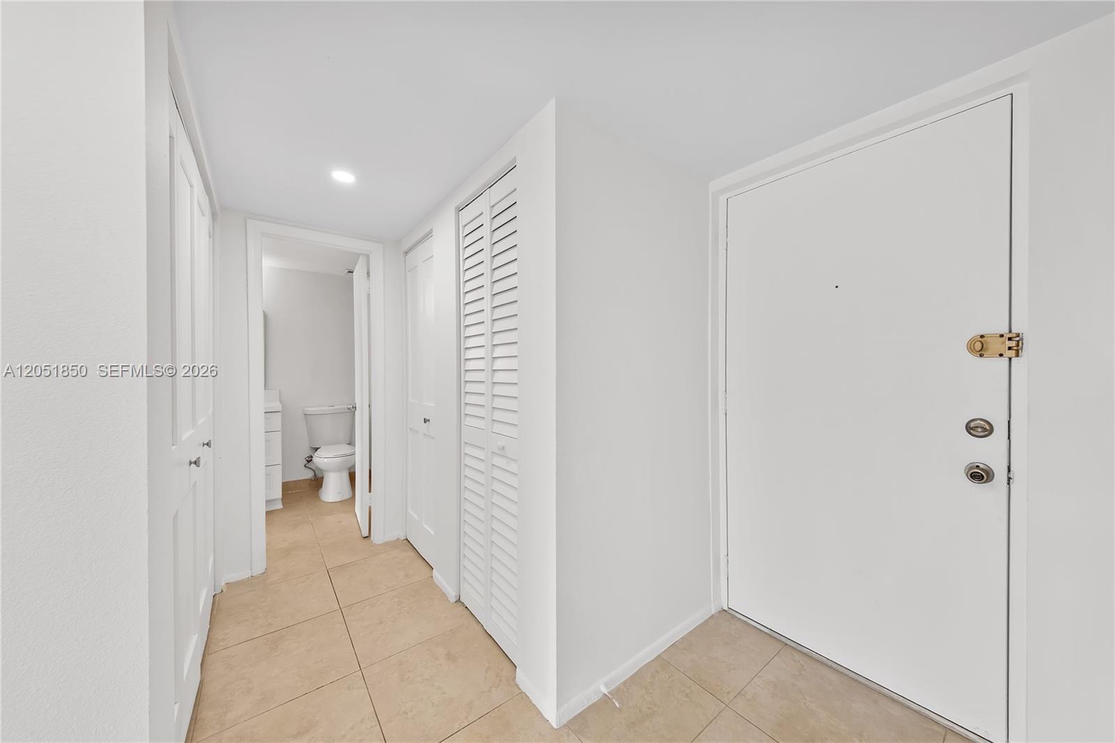 7900 Camino Cir # 406, Miami FL 33143 photo 5