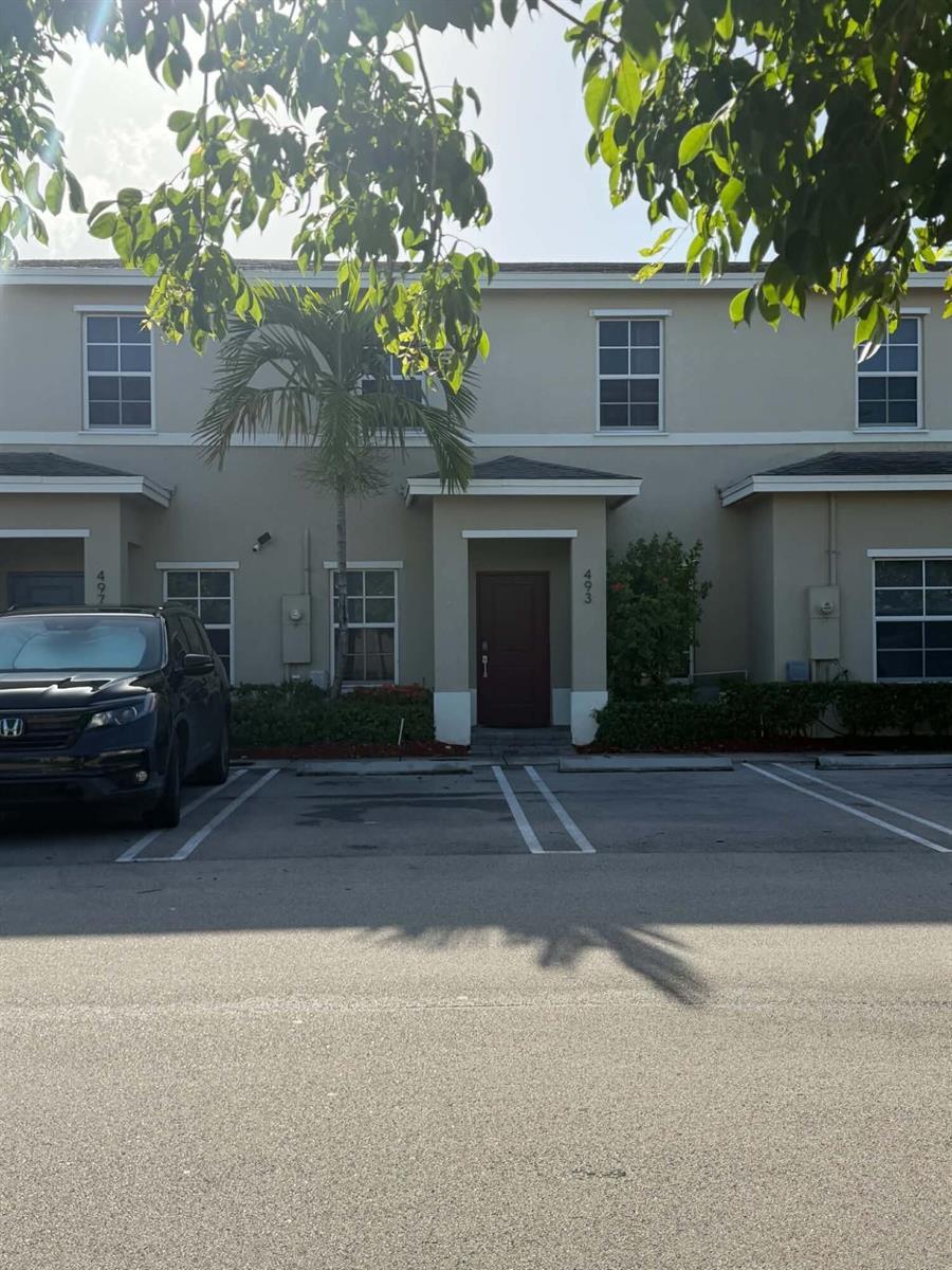 493 NE 5th Place, Florida City FL 33034 photo 2