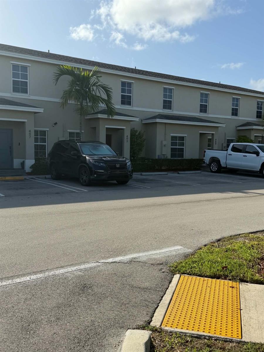 493 NE 5th Place, Florida City FL 33034 photo 5