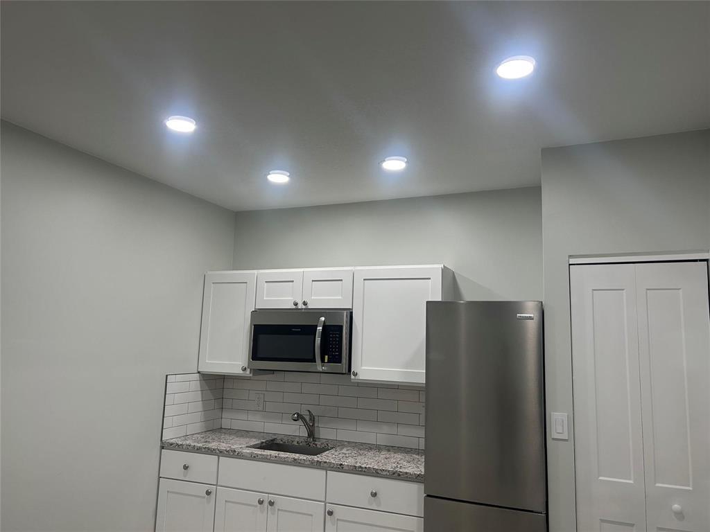 135 W Ponce De Leon Street, Royal Palm Beach FL 33411 photo 2