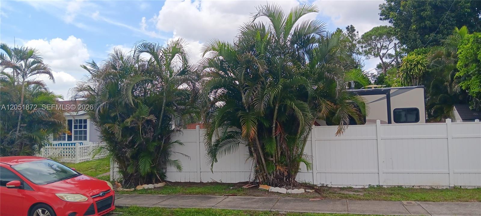 4331 SW 23rd Ct, Fort Lauderdale FL 33317 photo 4