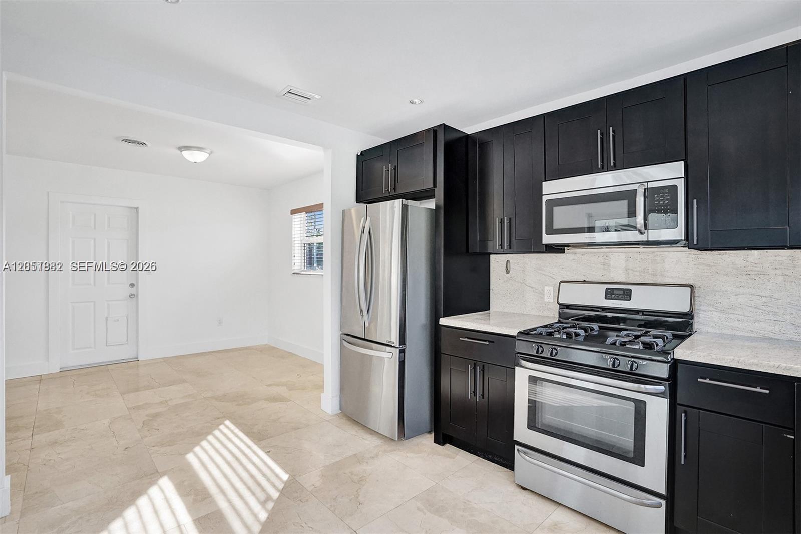 4519 W Park Rd, Hollywood FL 33021 photo 3