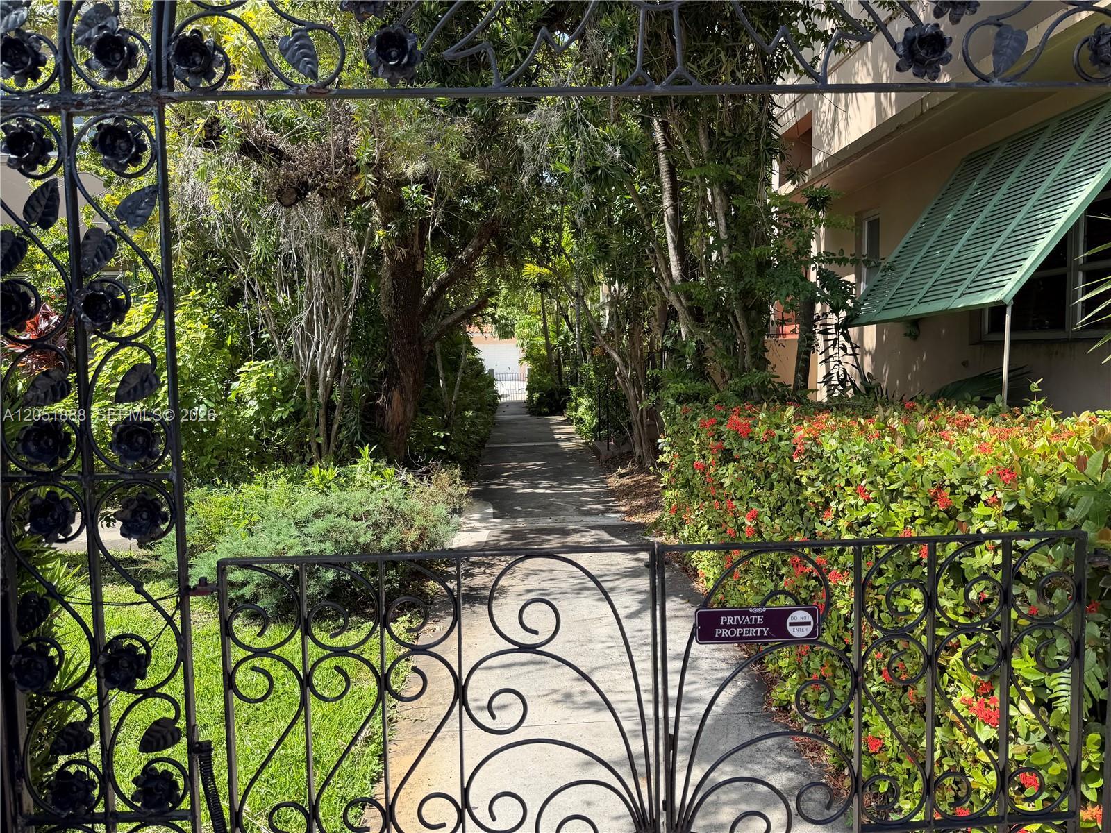 42 Almeria Ave # 21, Coral Gables FL 33134 photo 2