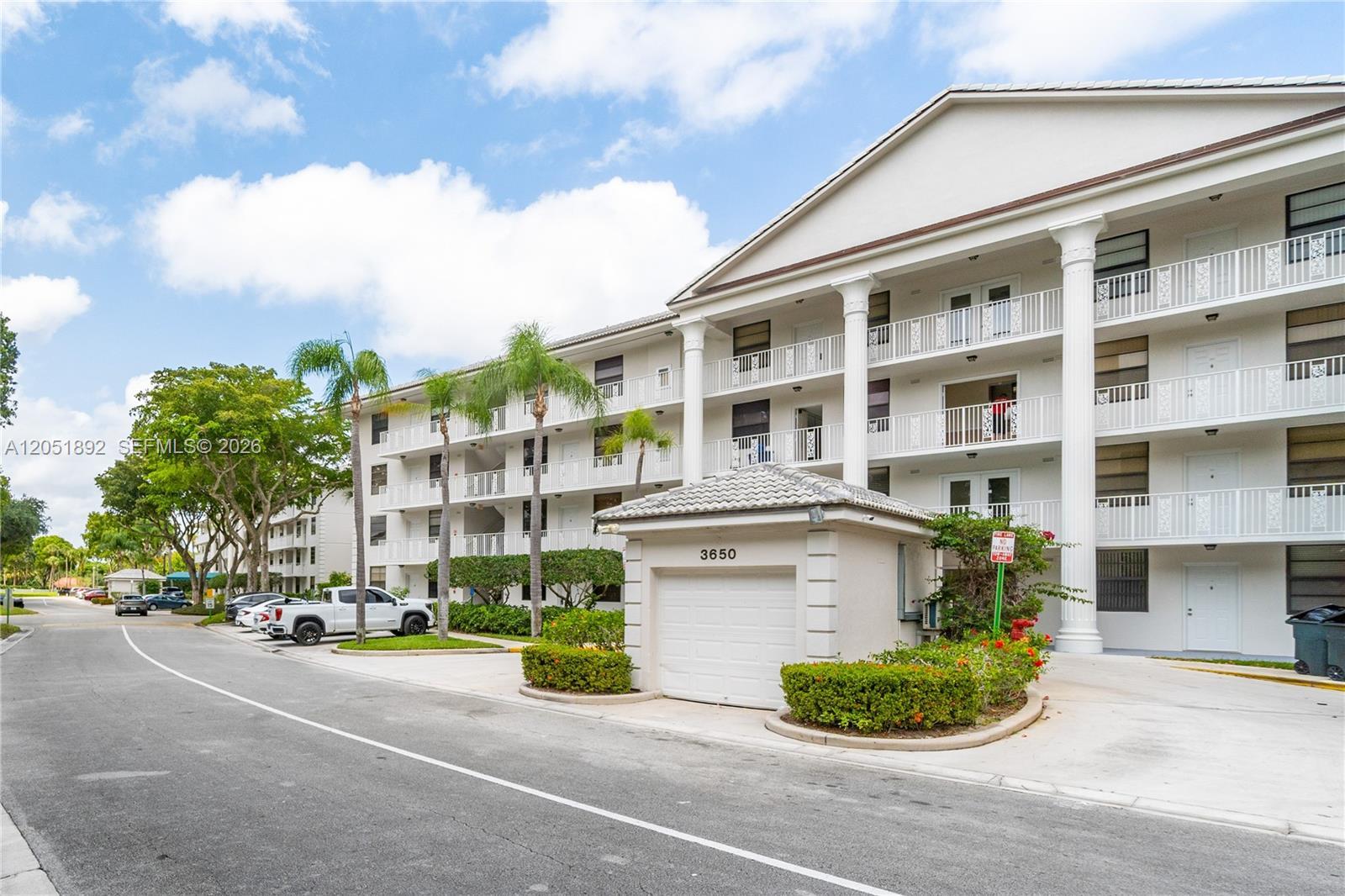 3650 Whitehall Dr # 305, West Palm Beach FL 33401 photo 2