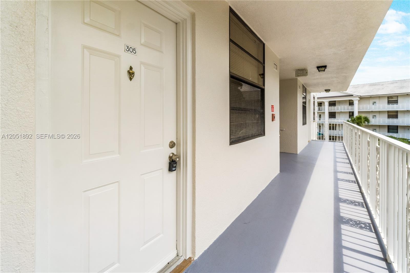3650 Whitehall Dr # 305, West Palm Beach FL 33401 photo 3
