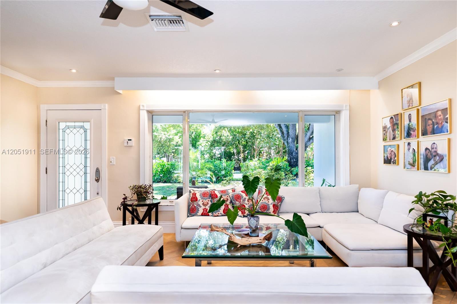 1529 Bayview Dr, Fort Lauderdale FL 33304 photo 3