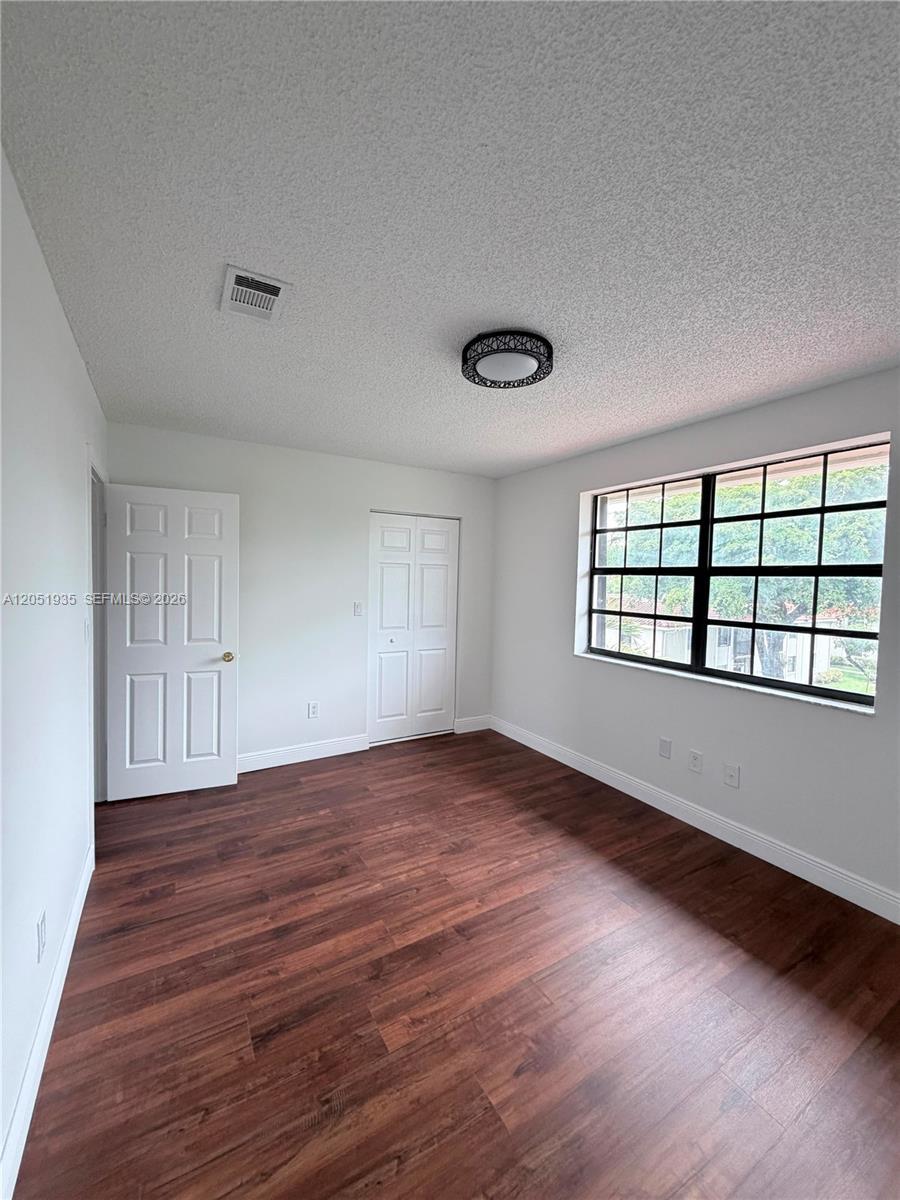 9850 Hammocks Blvd # 107, Miami FL 33196 photo 3