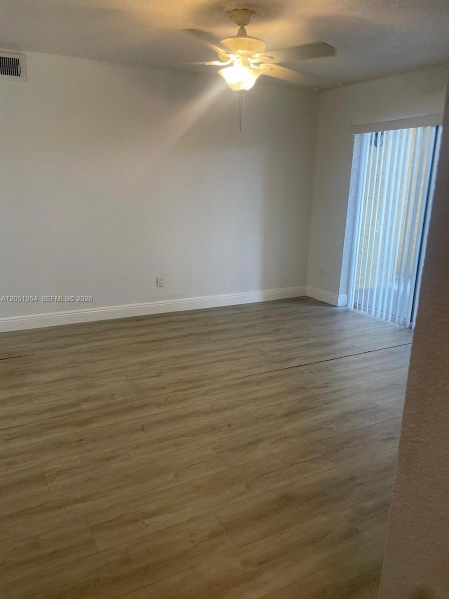 927 Riverside Dr # 320, Coral Springs FL 33071 photo 3