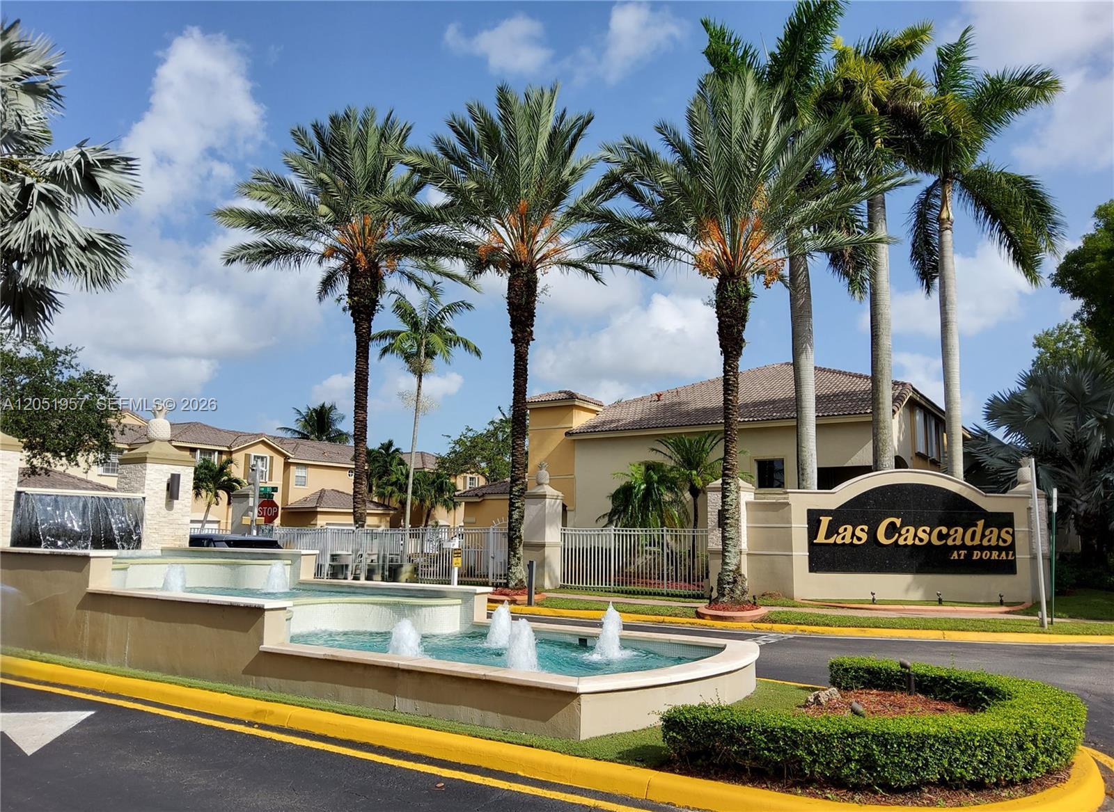 11252 NW 54th Ter, Doral FL 33178
