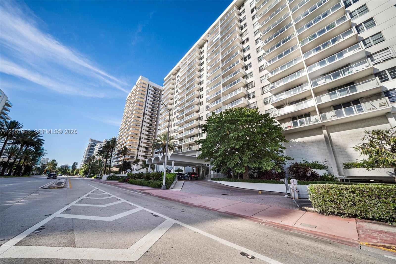 5701 Collins Ave # 1415, Miami Beach FL 33140
