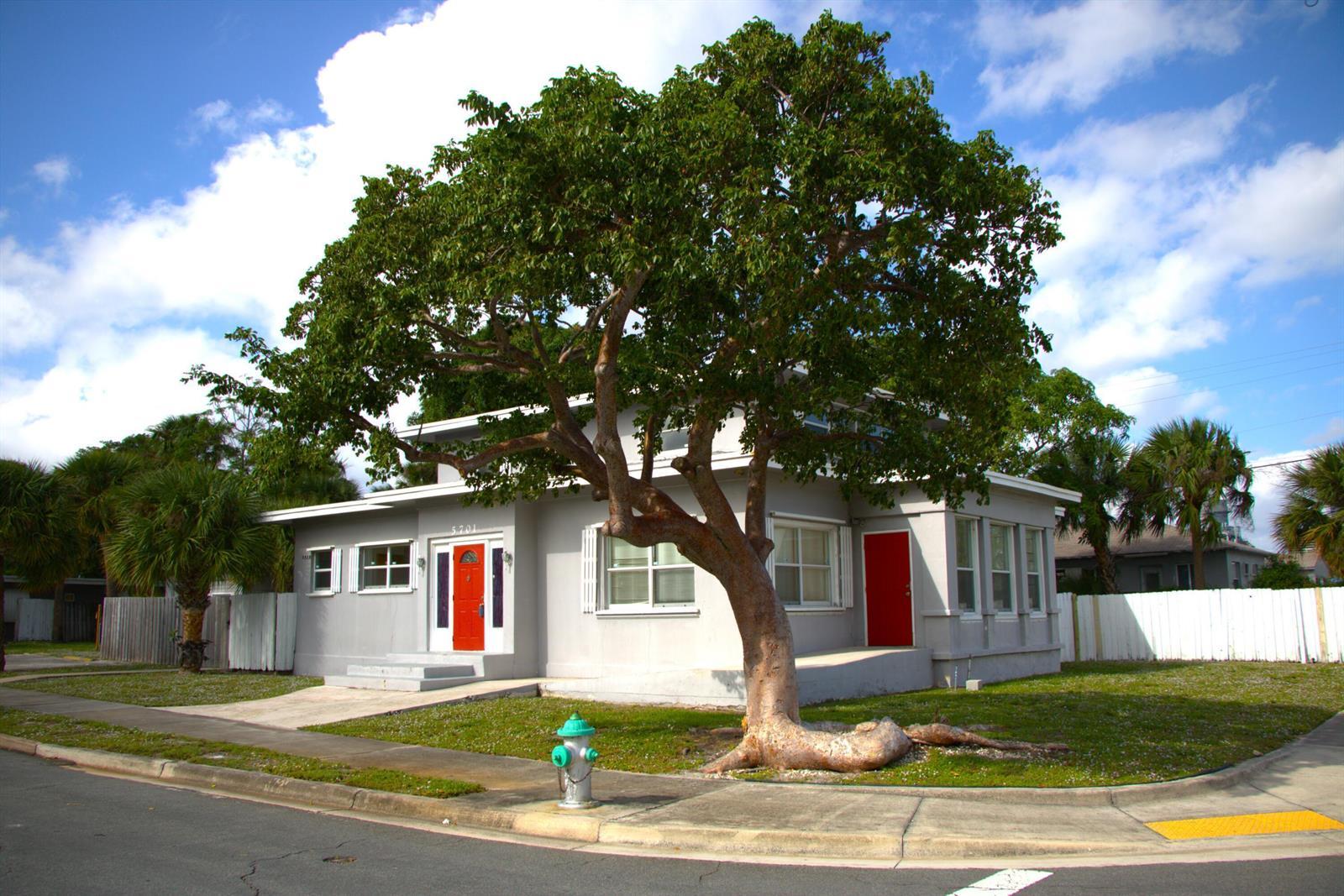 5701 N Flagler Drive, West Palm Beach FL 33407 photo 3
