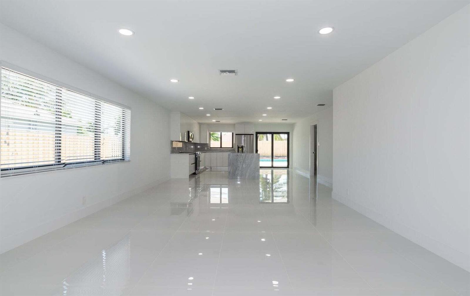 524 NW 53rd Street, Boca Raton FL 33487 photo 2