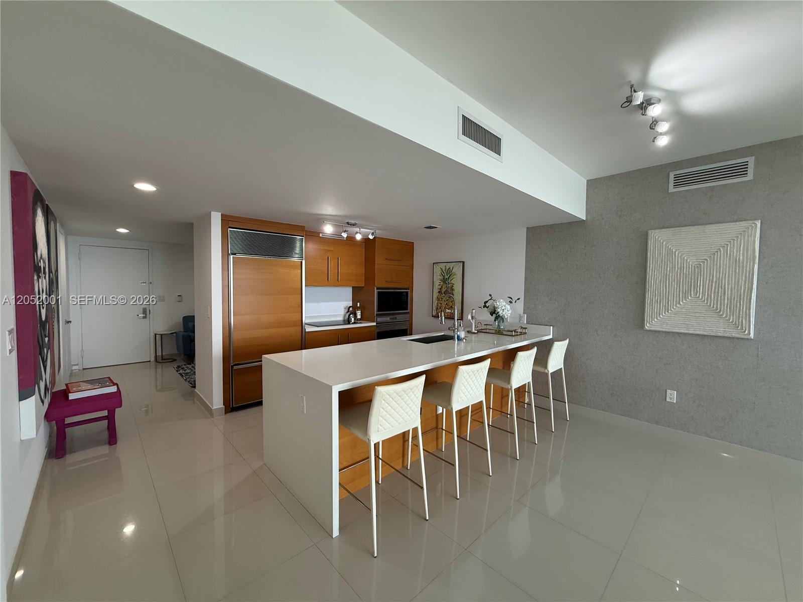 475 Brickell Ave # 3207, Miami FL 33131 photo 2