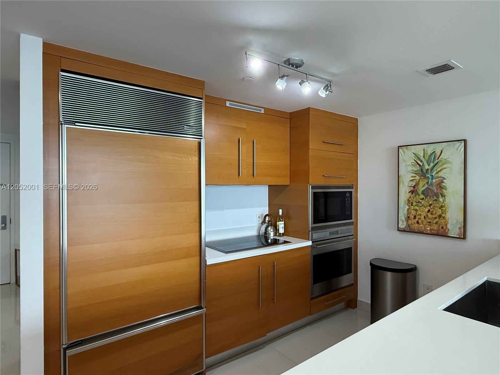 475 Brickell Ave # 3207, Miami FL 33131 photo 3