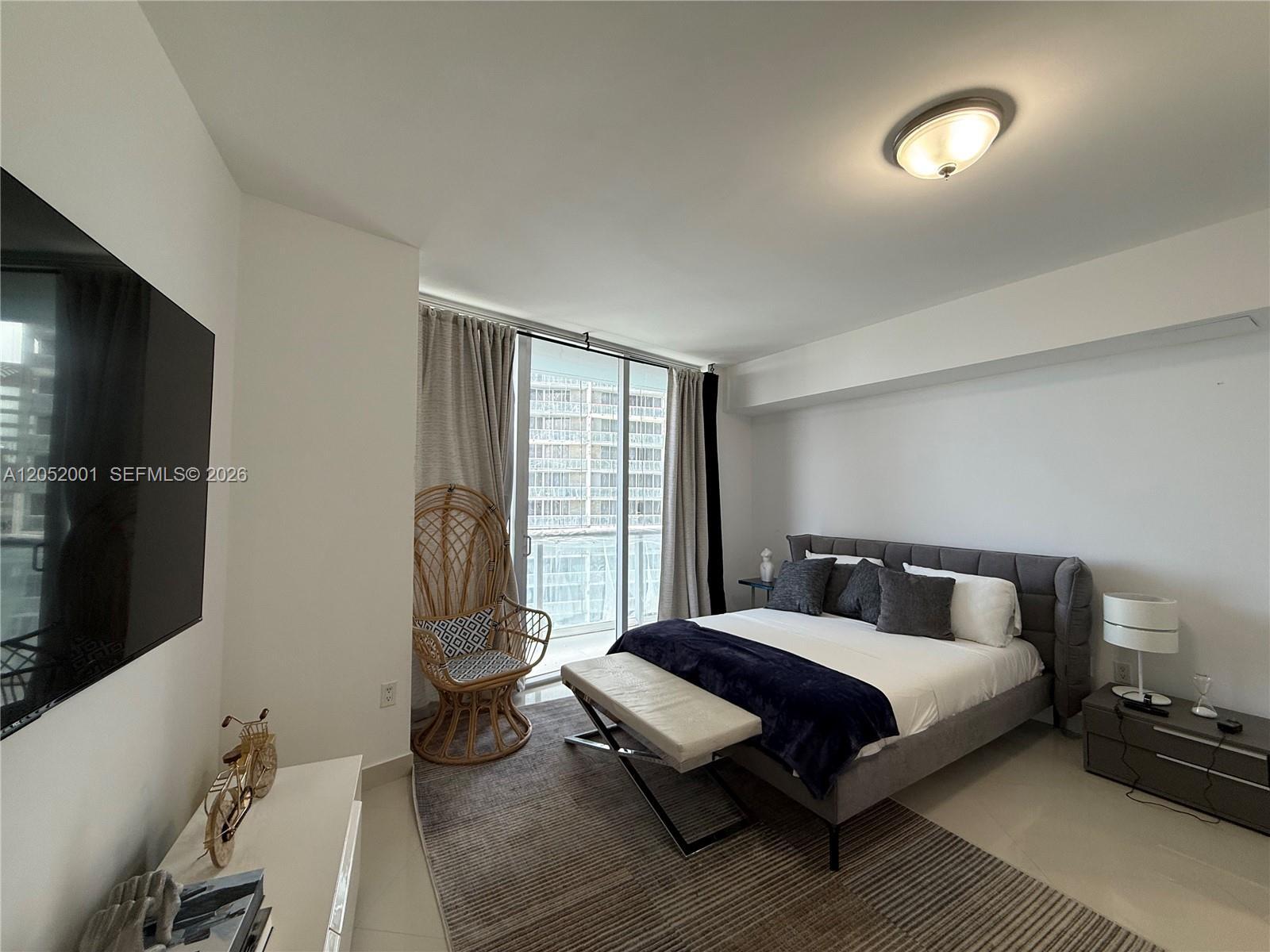 475 Brickell Ave # 3207, Miami FL 33131 photo 5