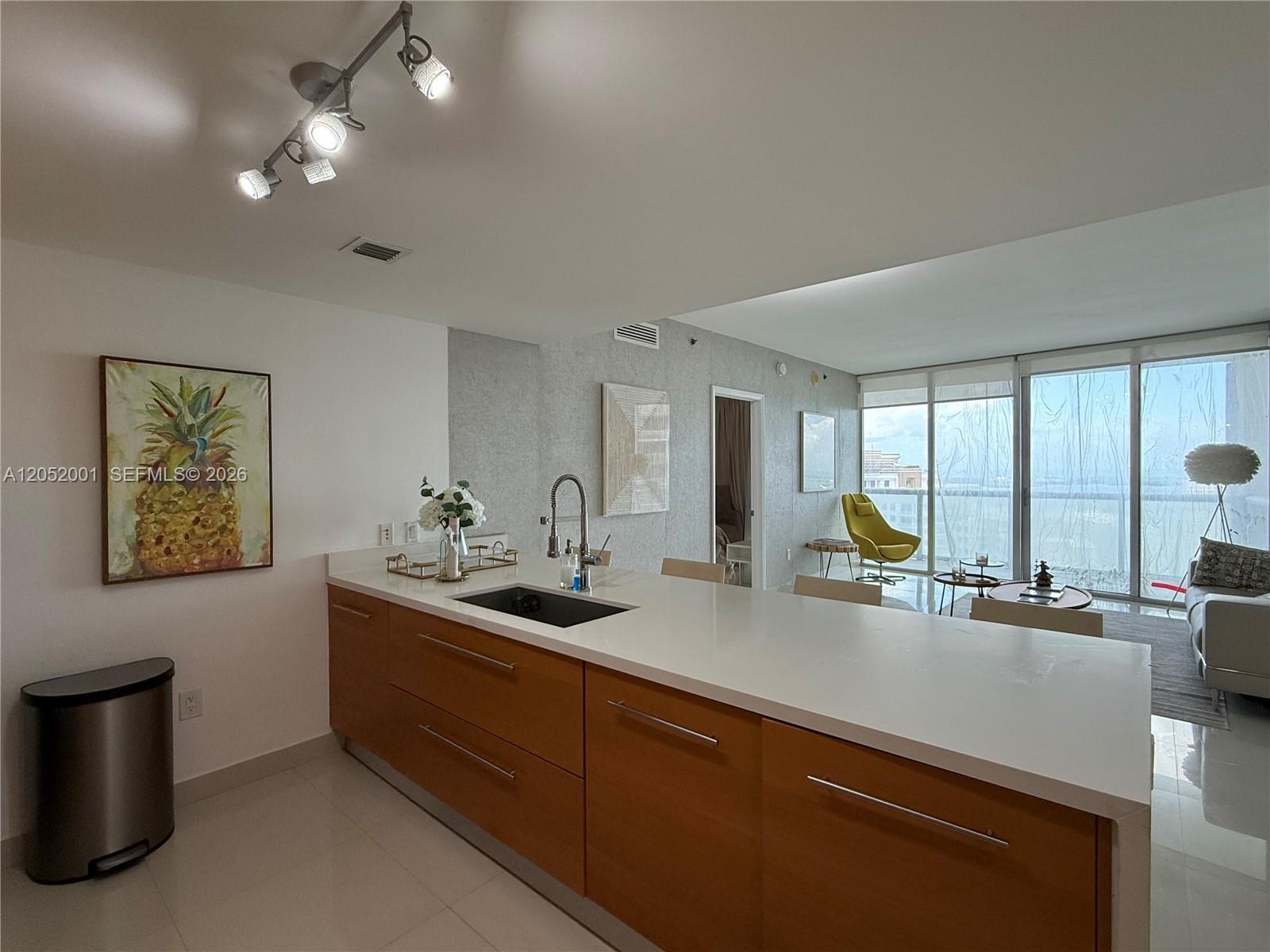475 Brickell Ave # 3207, Miami FL 33131 photo 4