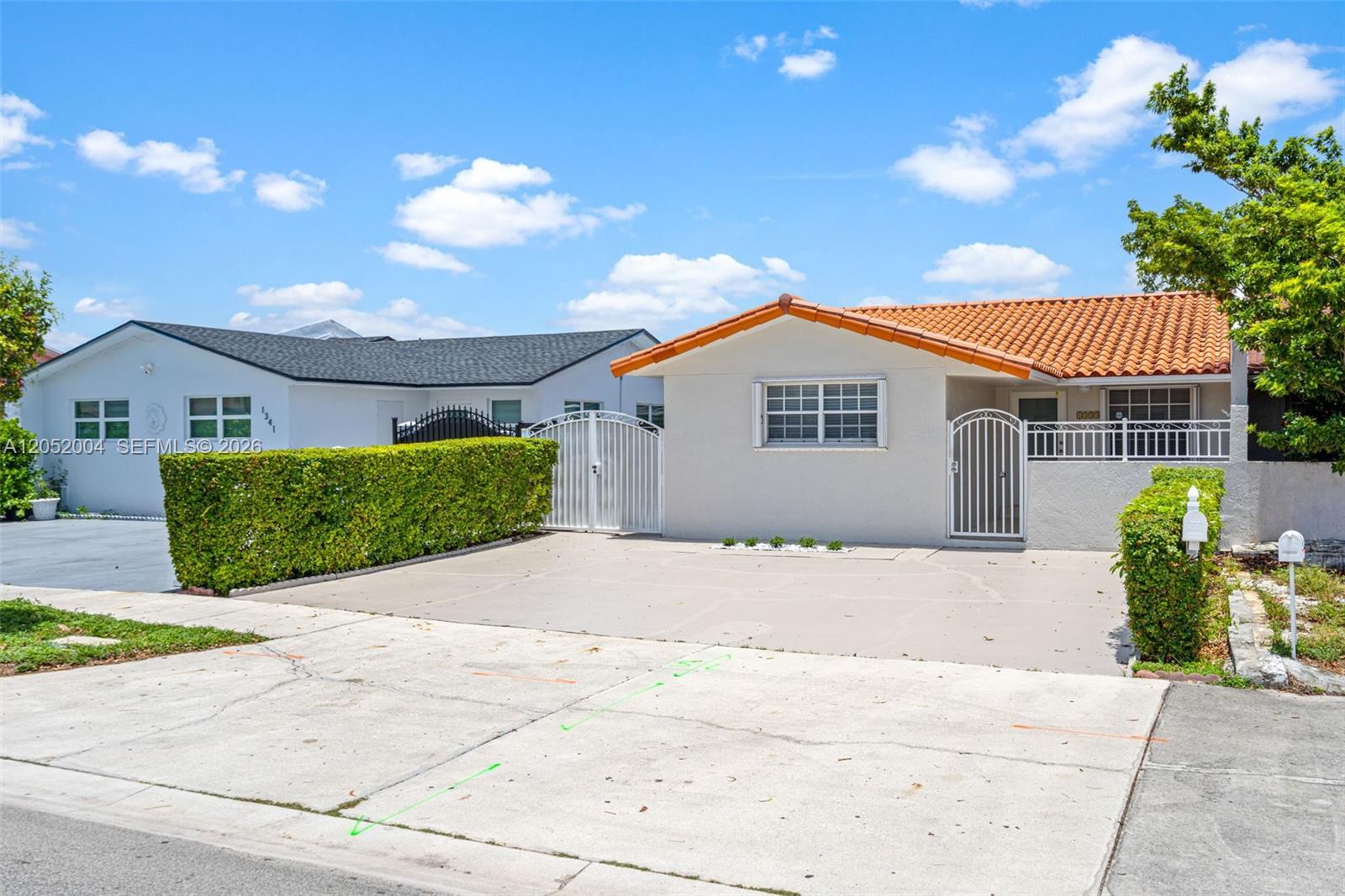 1333 W 37th St, Hialeah FL 33012 photo 2