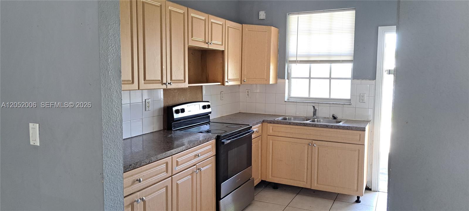 9754 NW 26th Ave # 9754, Miami FL 33147 photo 5