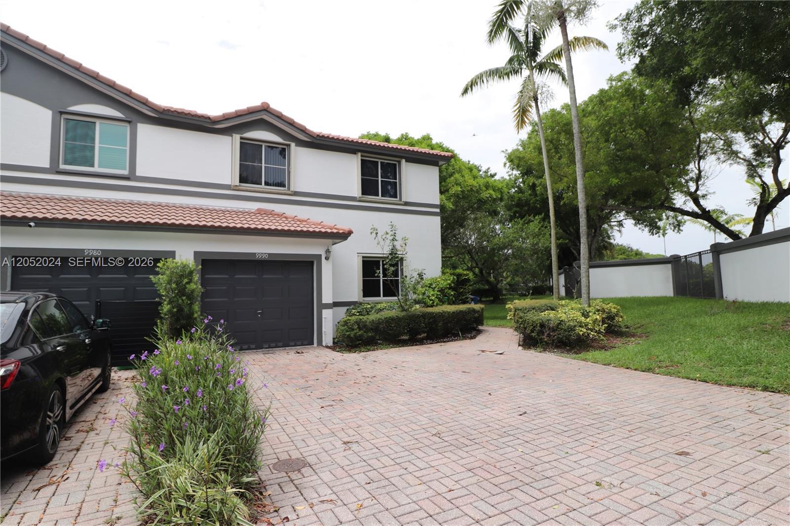 9990 NW 19th Pl # 9990, Sunrise FL 33322 photo 2
