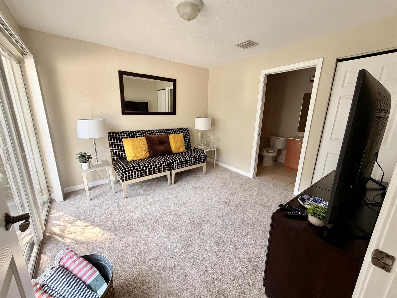 2725 NE 8th Avenue # 104, Wilton Manors FL 33334 photo 4