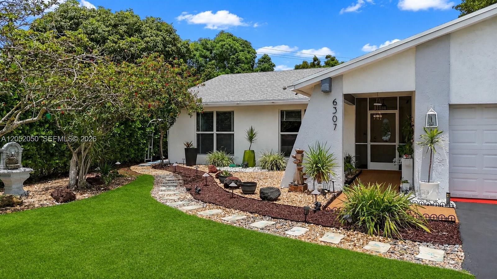 6307 Silk Oak Cir, Tamarac FL 33319 photo 3