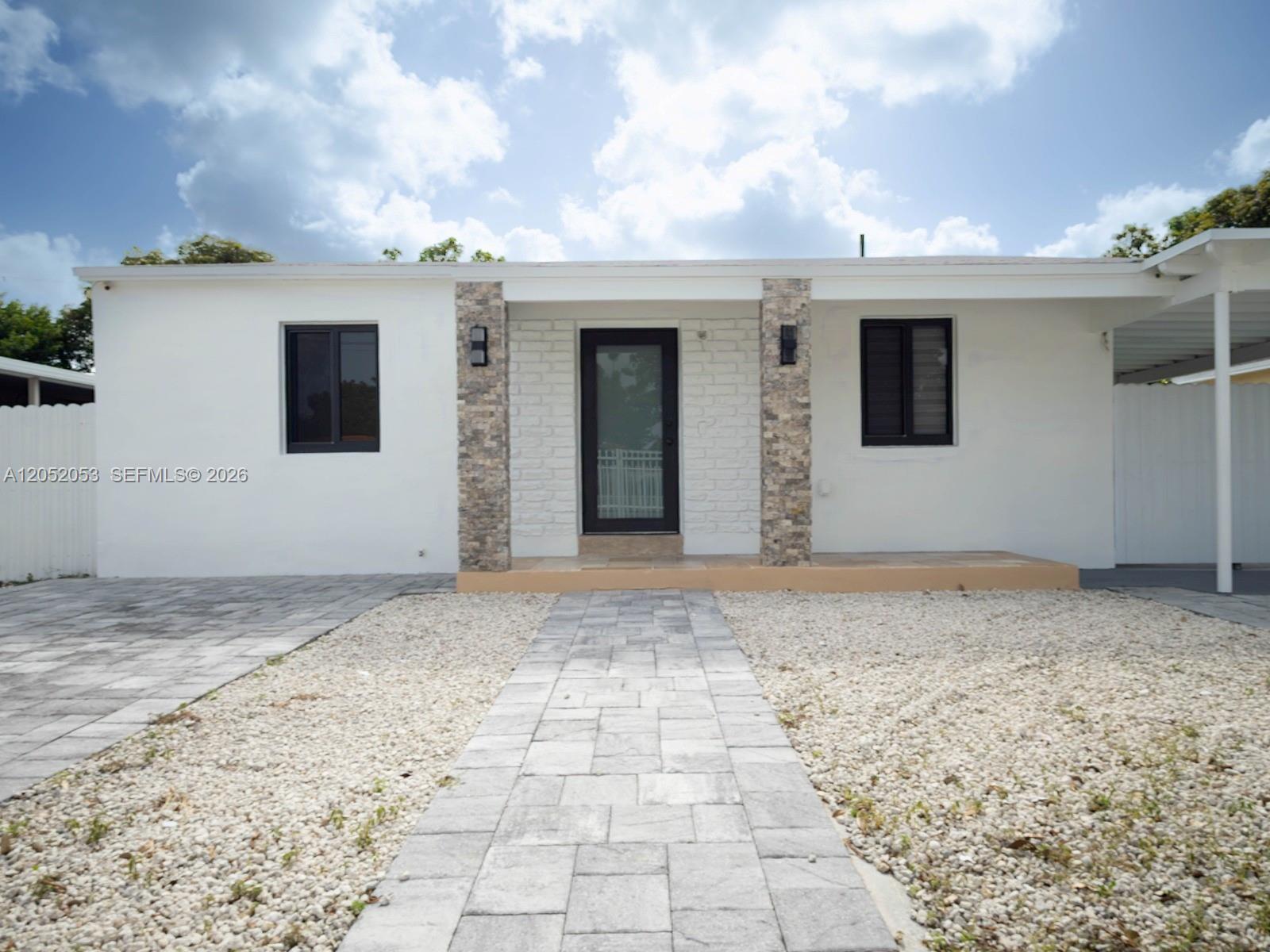 1600 NW 29th Ave, Miami FL 33125 photo 3