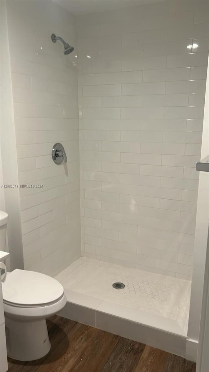 141 NW 16th Ave # 5, Miami FL 33125 photo 3