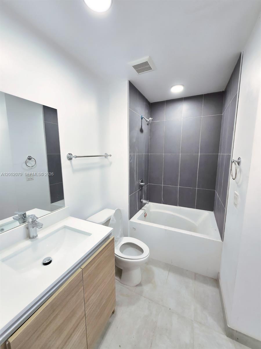 8106 NE 1st Ave # 9, Miami FL 33138 photo 3
