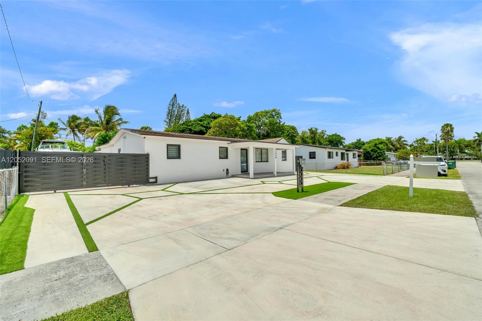 11520 SW 138th St, Miami FL 33176 photo 3