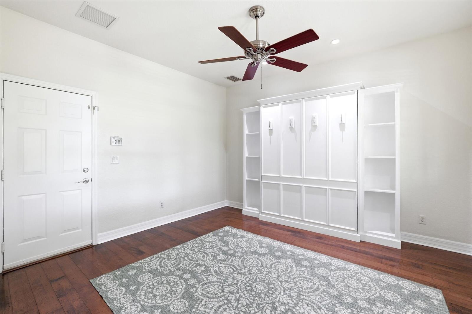 127 E Thatch Palm Circle, Jupiter FL 33458 photo 4